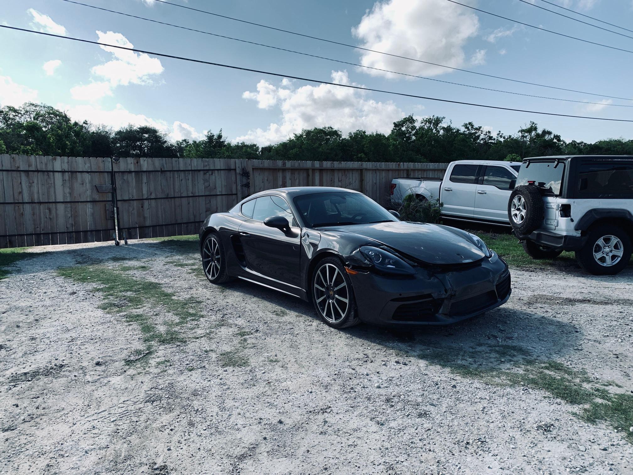 Porsche Cayman bas (2019)