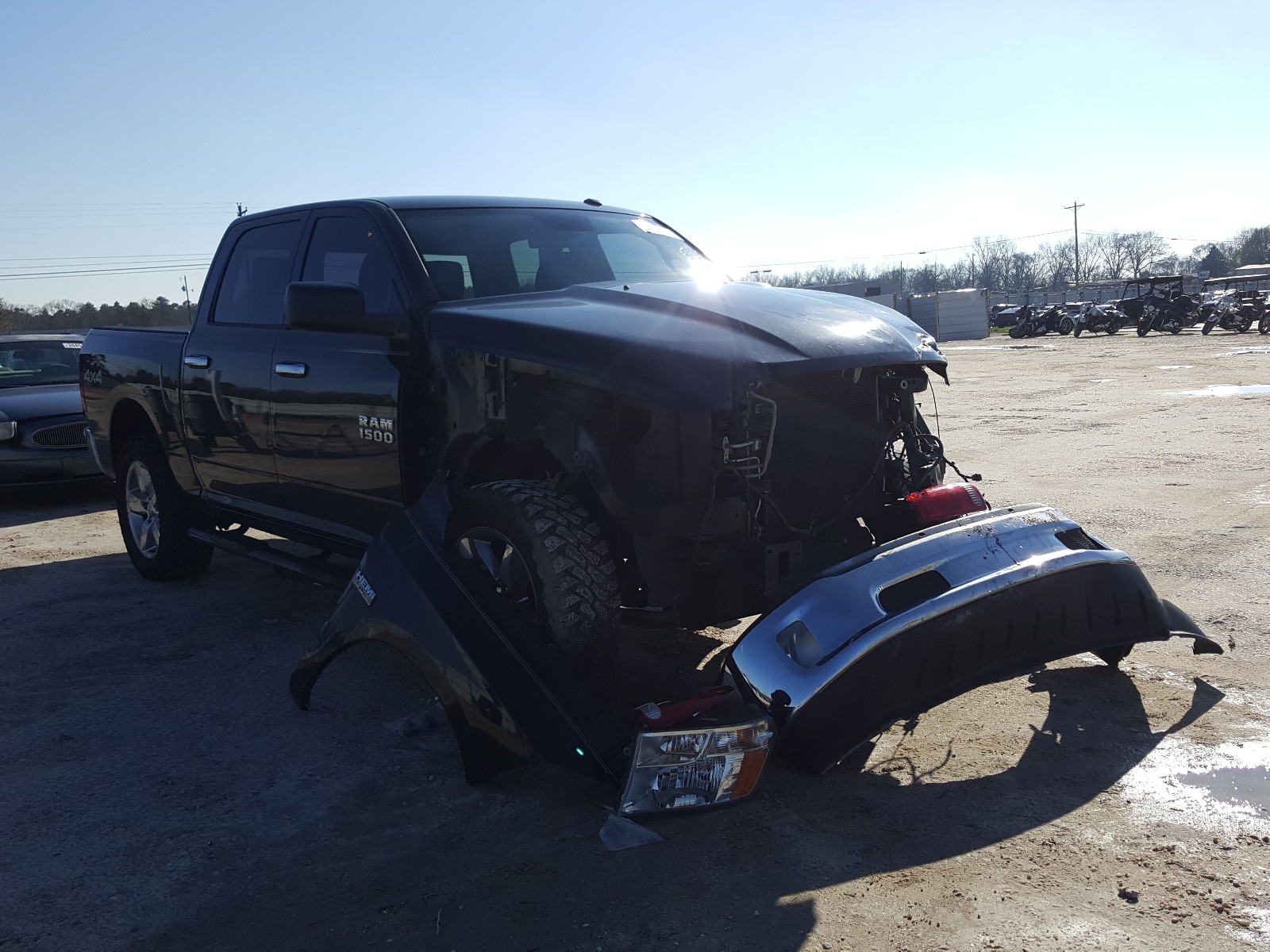 Ram 1500 slt (2015)