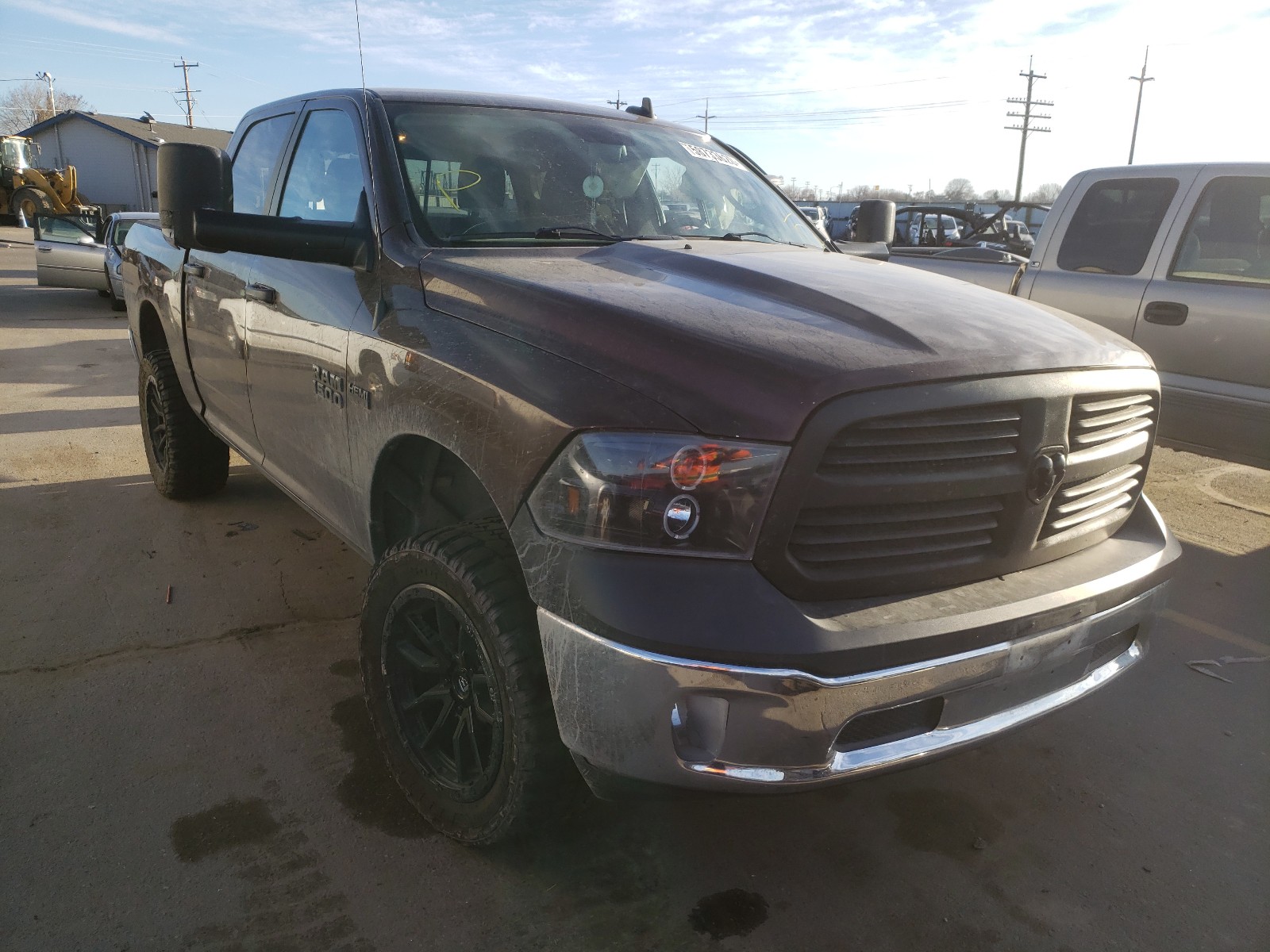 Ram 1500 slt (2015)