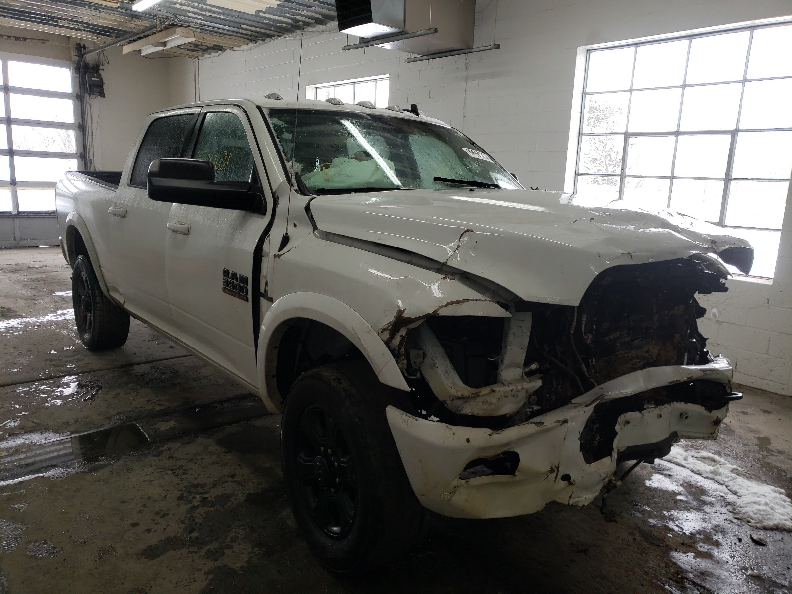 Ram 3500 slt (2017)