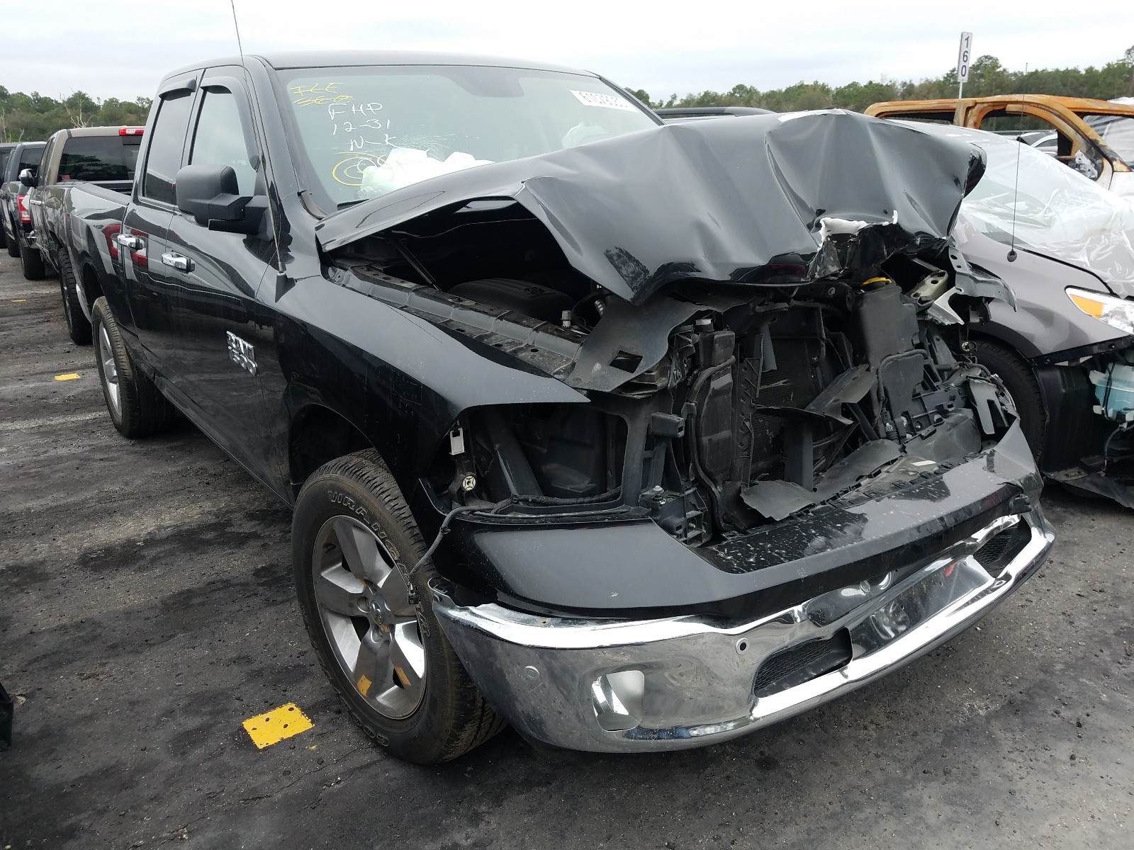 Ram 1500 slt (2018)