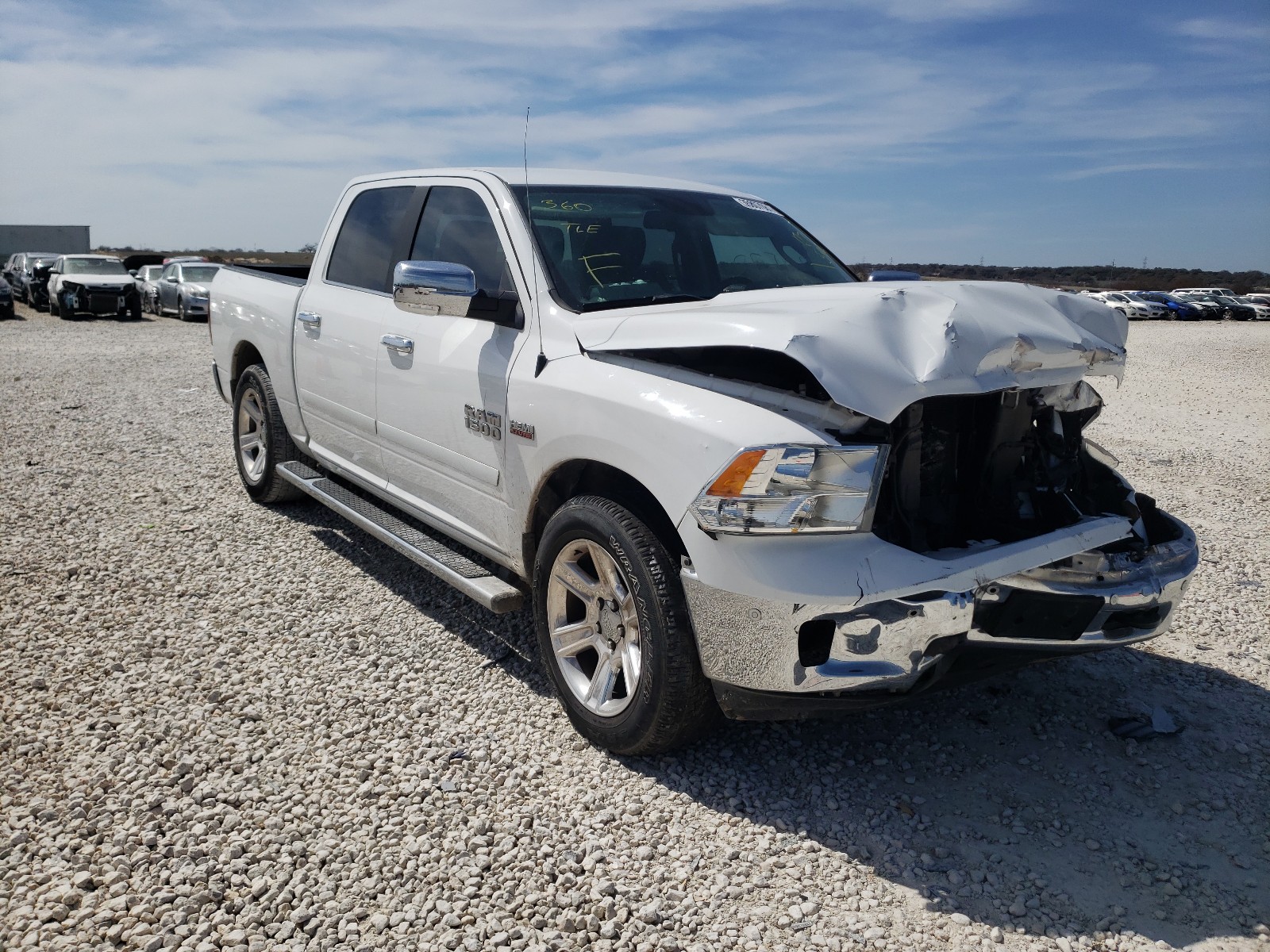 Ram 1500 slt (2018)