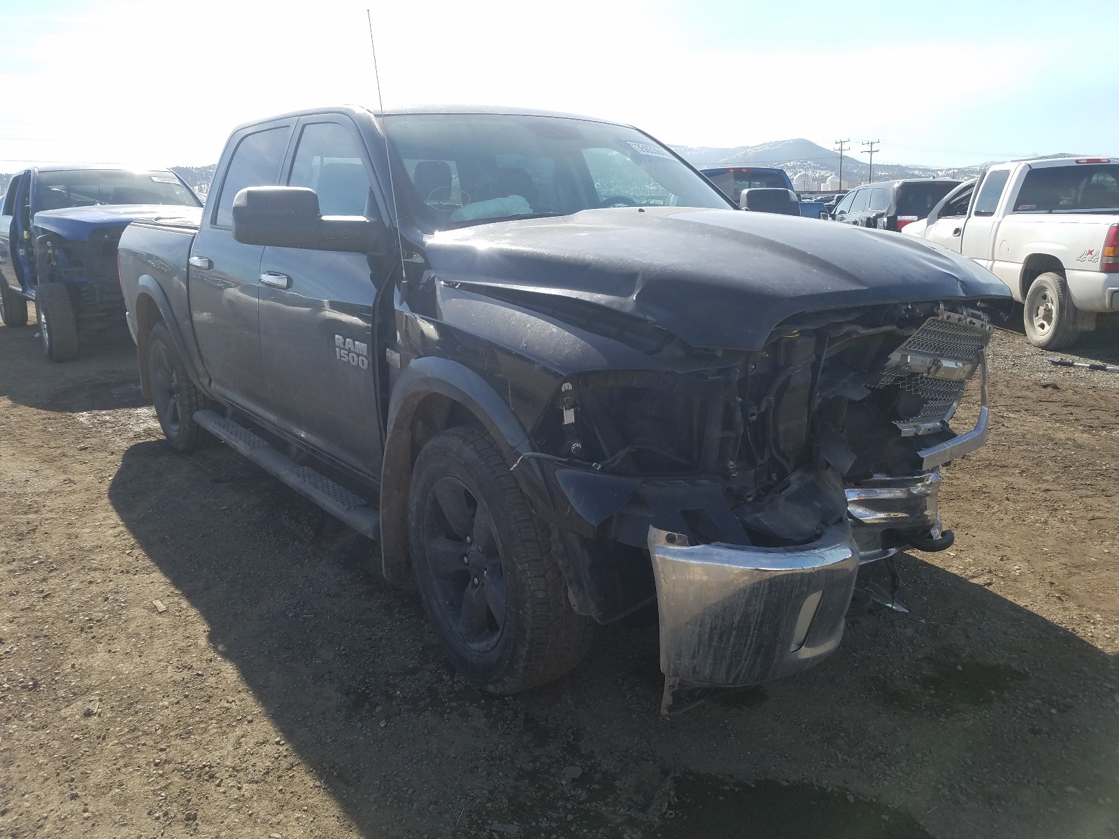 Ram 1500 slt (2018)