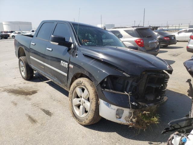Ram 1500 slt (2017)