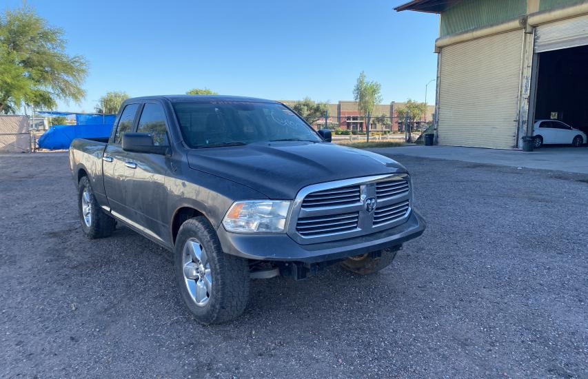 Ram 1500 slt (2015)