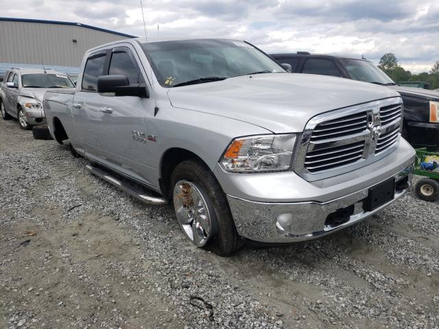 Ram 1500 slt (2017)