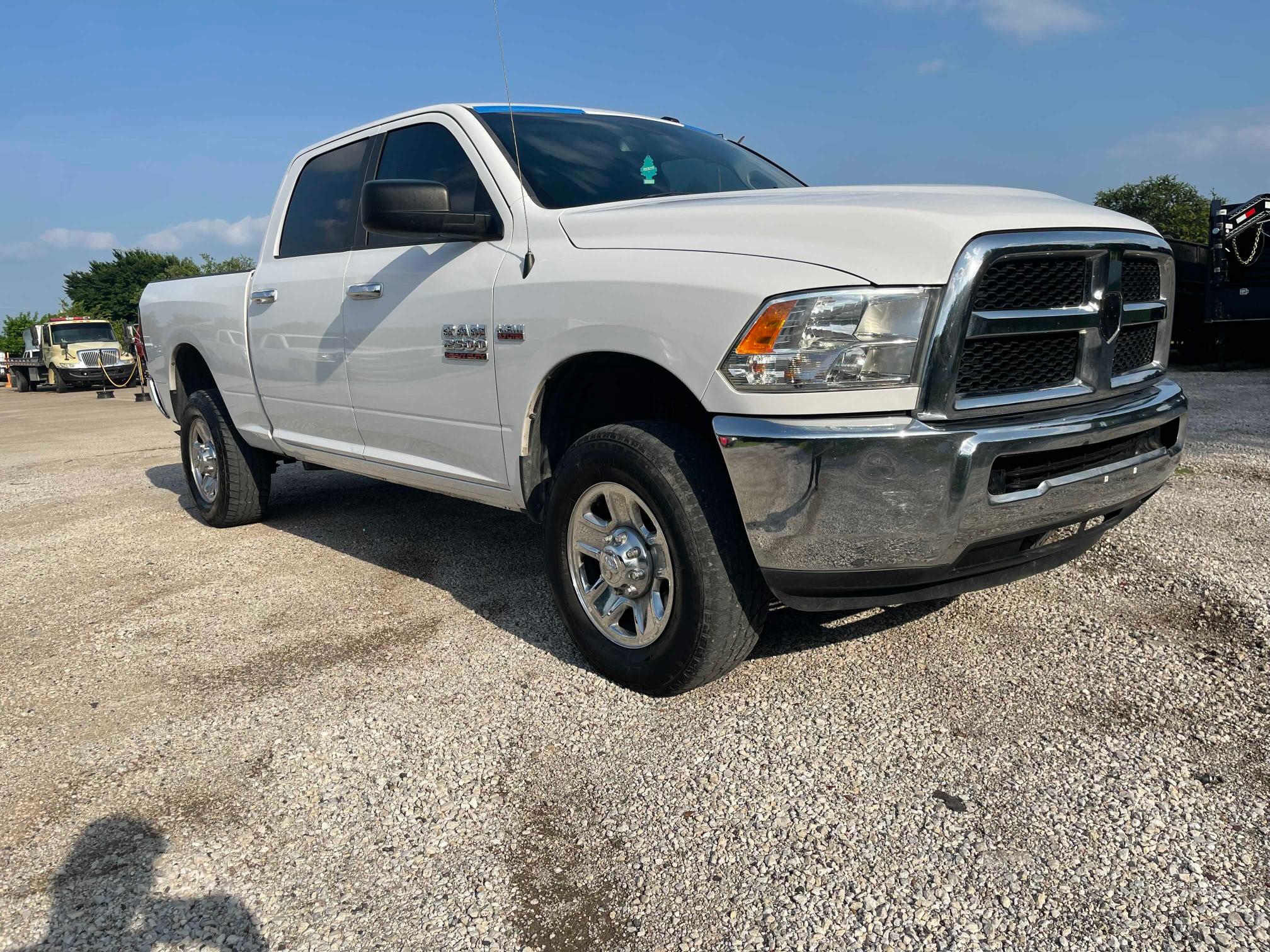 Ram 2500 slt (2014)