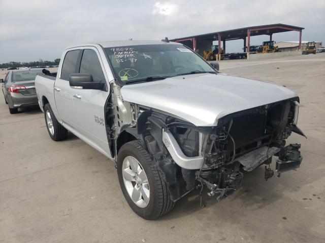 Ram 1500 slt (2017)