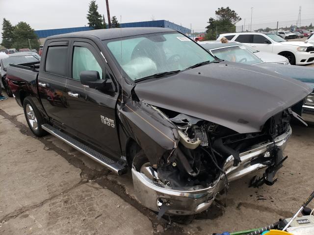 Ram 1500 slt (2017)