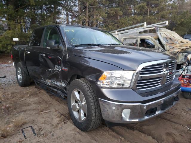 Ram 1500 slt (2017)