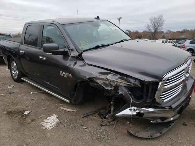 Ram 1500 slt (2015)