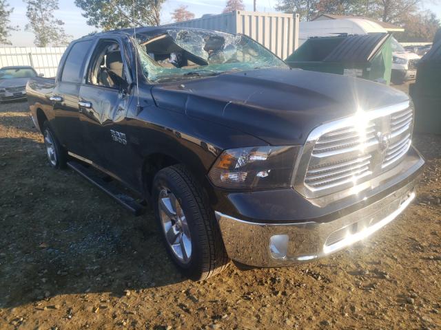 Ram 1500 slt (2015)