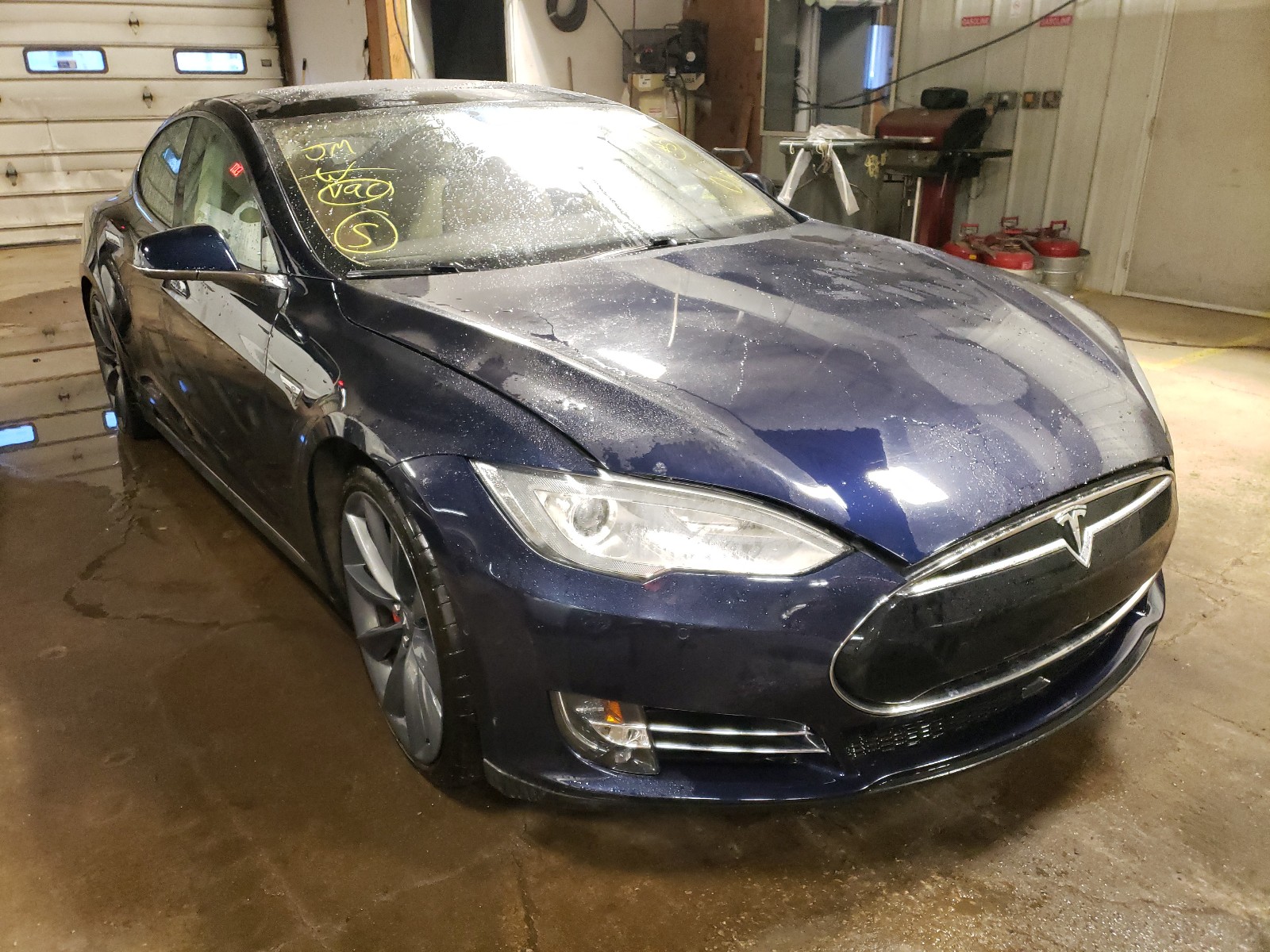 Tesla Model s (2014)
