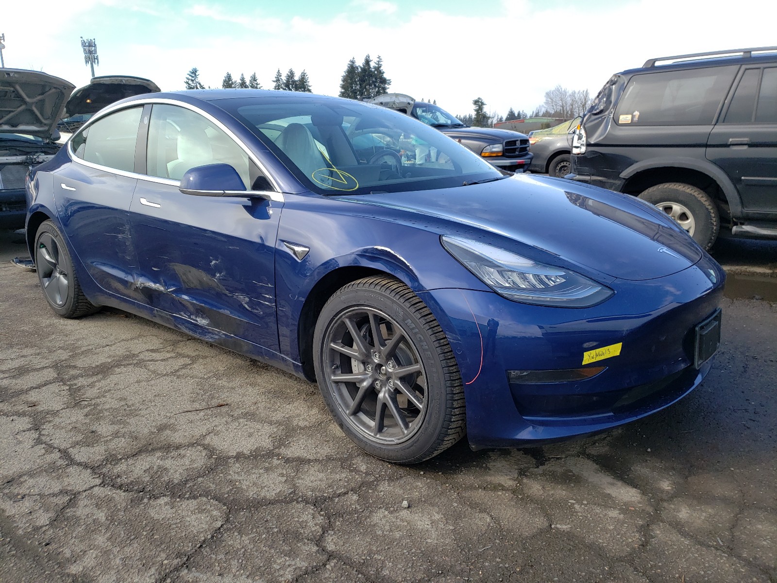 Tesla Model 3 (2019)