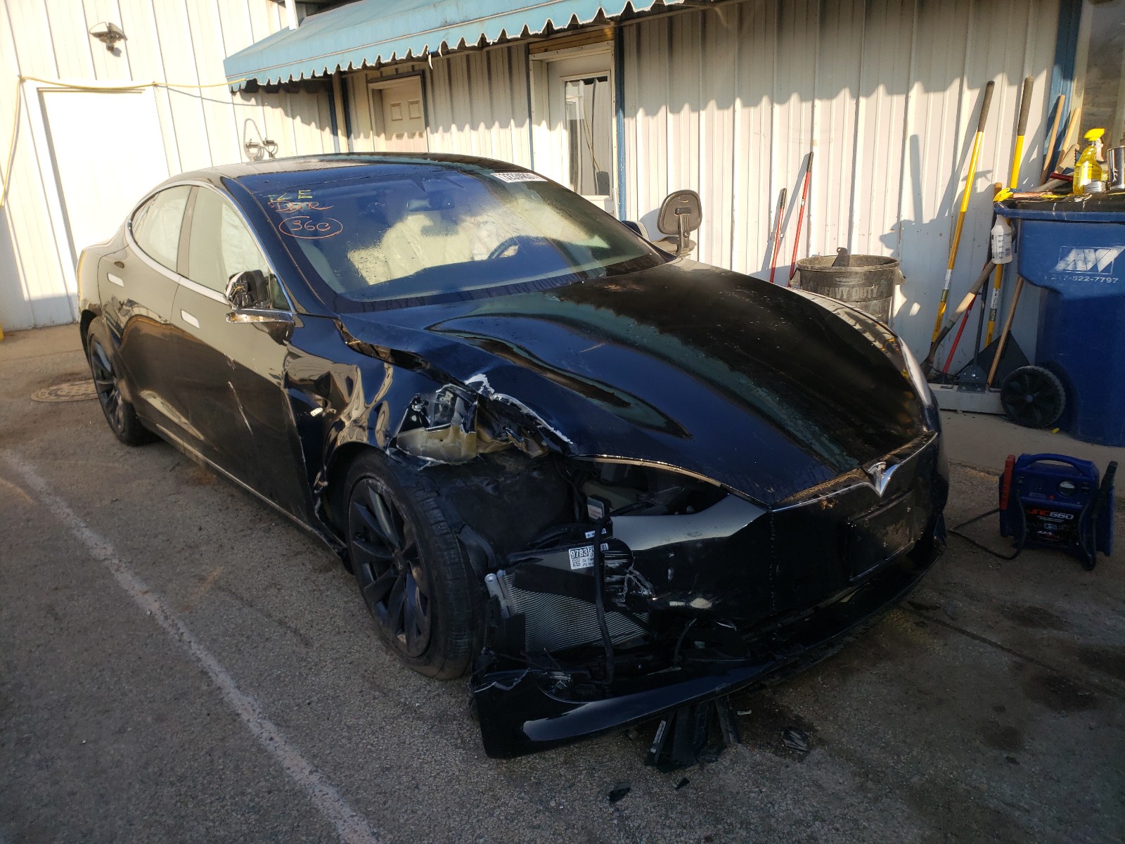 Tesla Model s (2020)