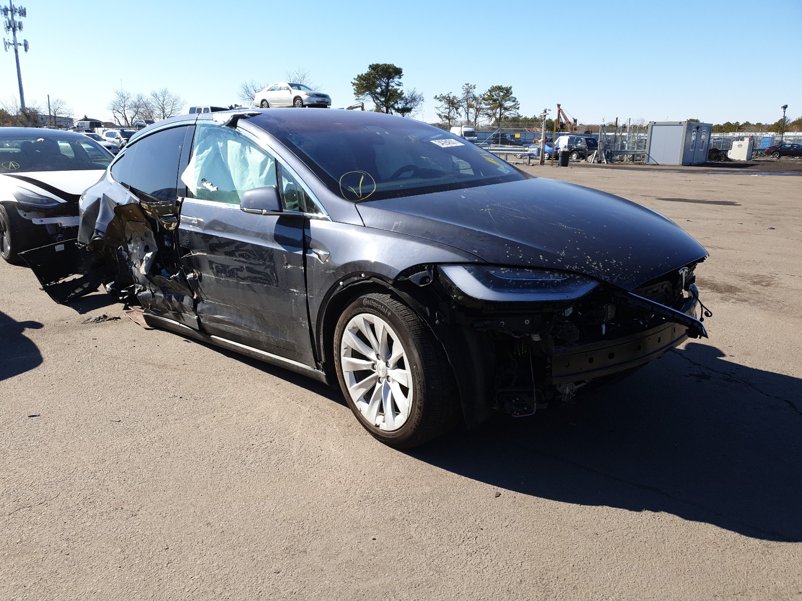 Tesla Model x (2020)