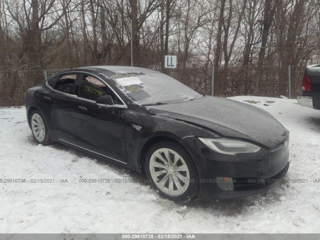 Tesla Model s (2016)