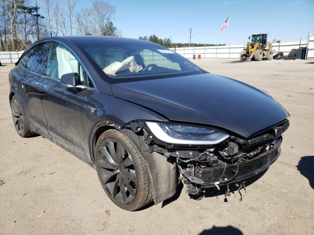 Tesla Model x (2017)