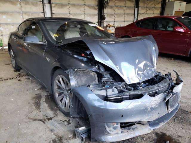 Tesla Model s (2016)