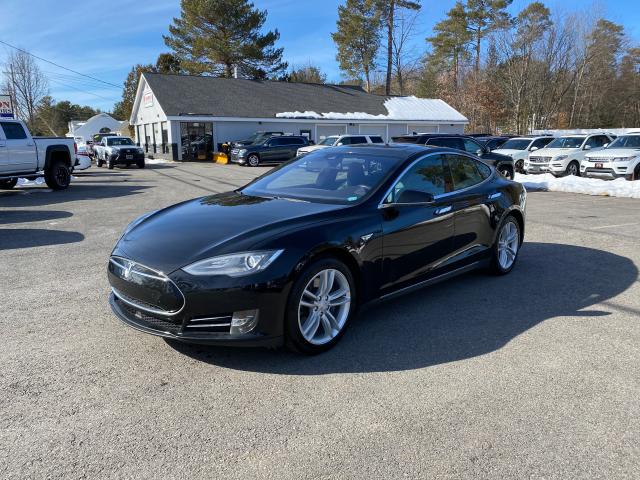 Tesla Model s (2015)