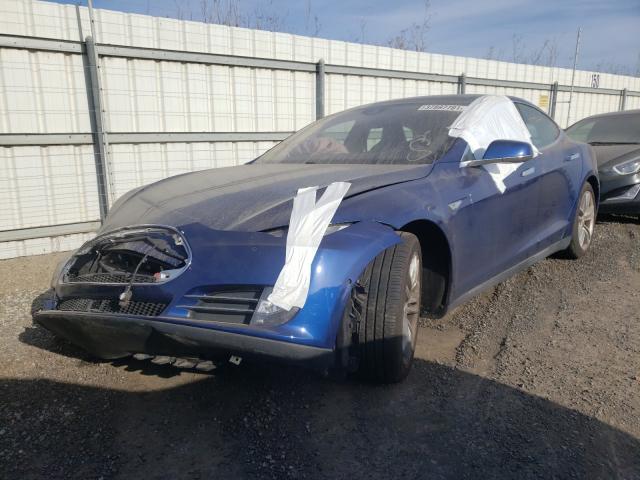 Tesla Model s (2015)