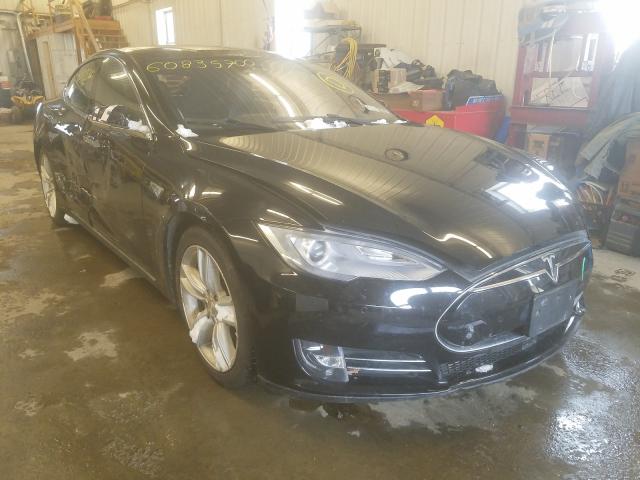 Tesla Model s (2016)