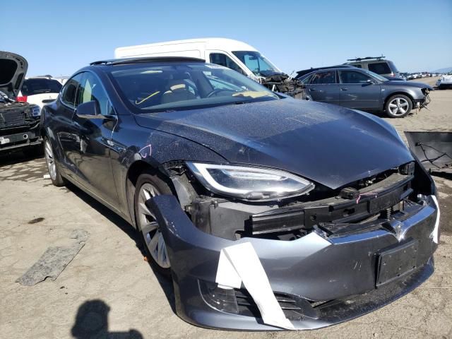 Tesla Model s (2017)