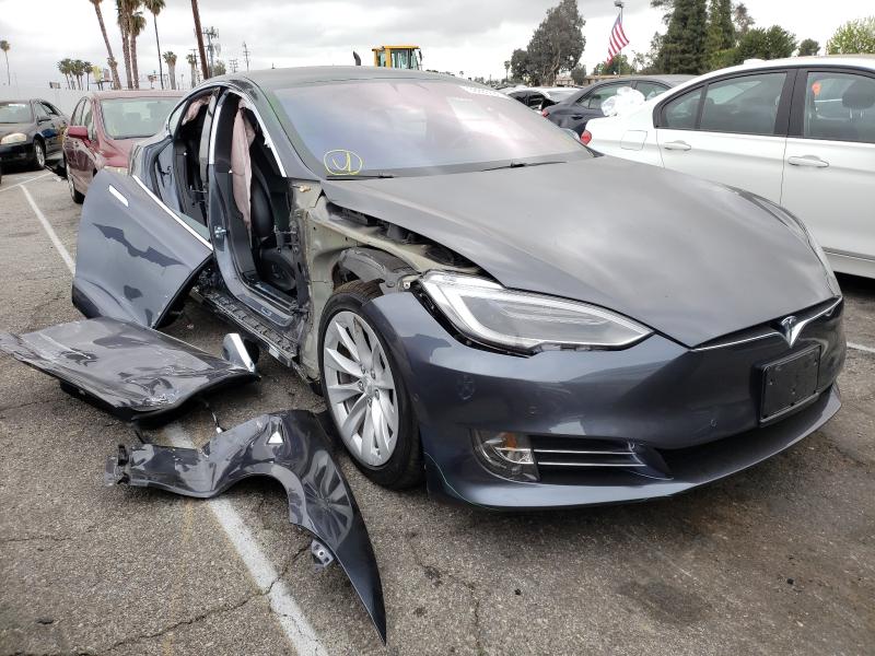 Tesla Model s (2018)