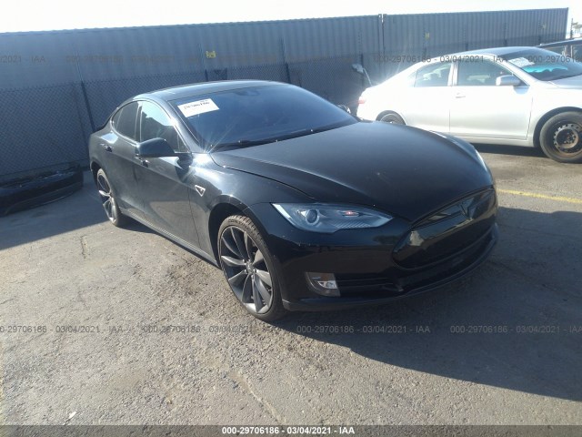 Tesla Model s (2015)