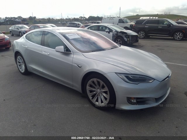 Tesla Model s (2017)