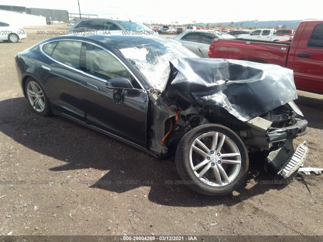 Tesla Model s (2016)
