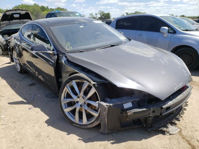 Tesla Model s (2014)