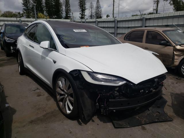 Tesla Model x (2016)