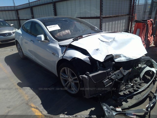 Tesla Model s (2015)