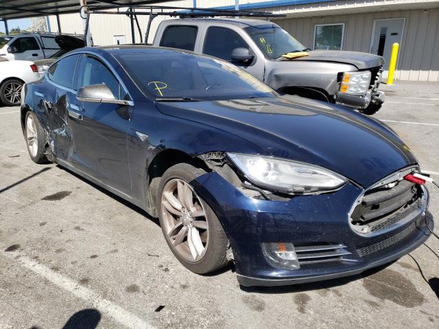 Tesla Model s (2013)