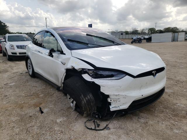 Tesla Model x (2020)