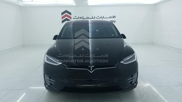 Tesla Model x (2019)