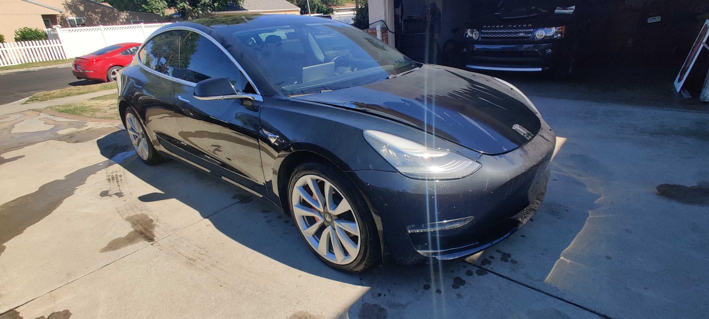 Tesla Model 3 (2018)