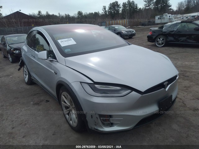 Tesla Model x (2016)