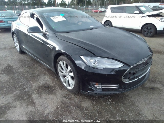 Tesla Model s (2015)