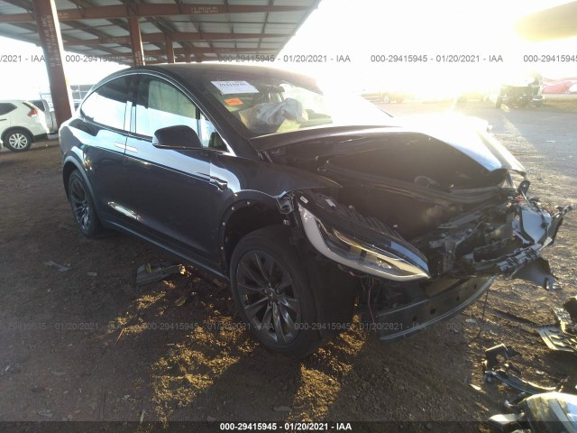 Tesla Model x (2017)