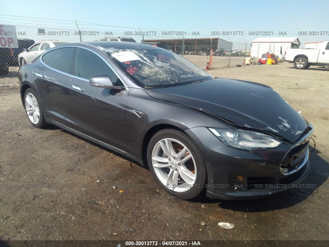 Tesla Model s (2015)