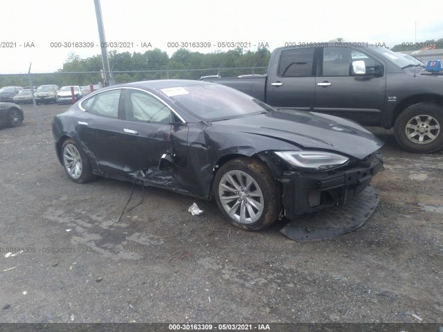 Tesla Model s (2017)