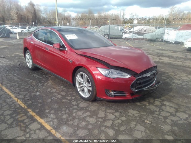 Tesla Model s (2015)