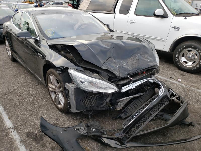 Tesla Model s (2014)