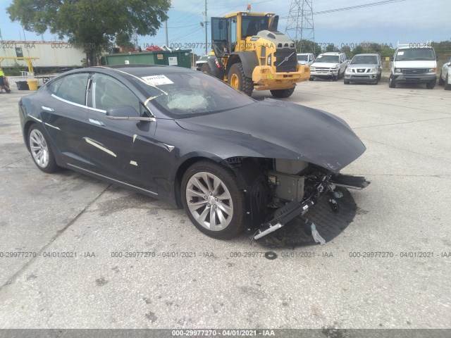 Tesla Model s (2019)