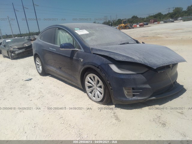 Tesla Model x (2017)