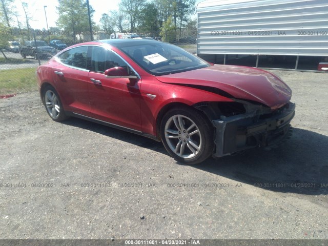 Tesla Model s (2015)