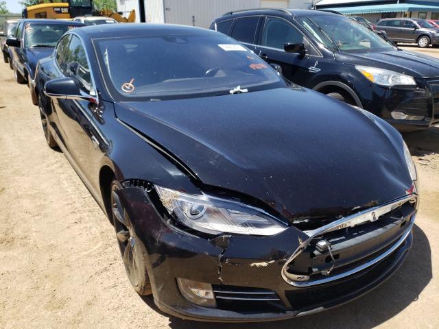 Tesla Model s 85 (2015)
