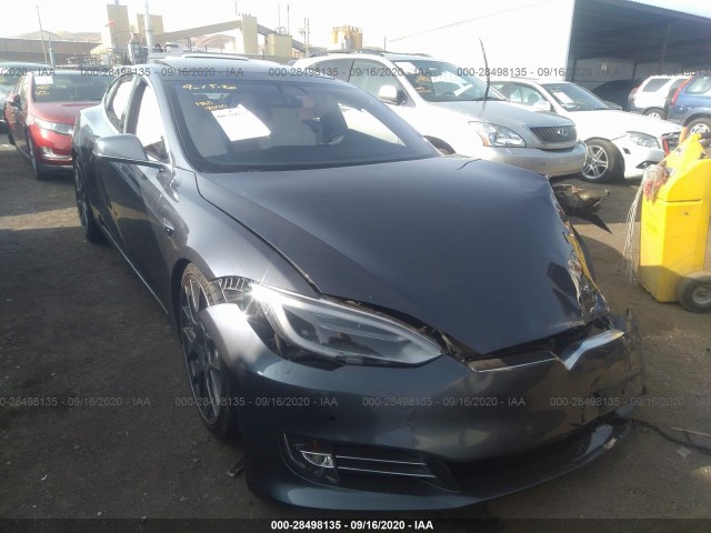 Tesla Model s (2017)